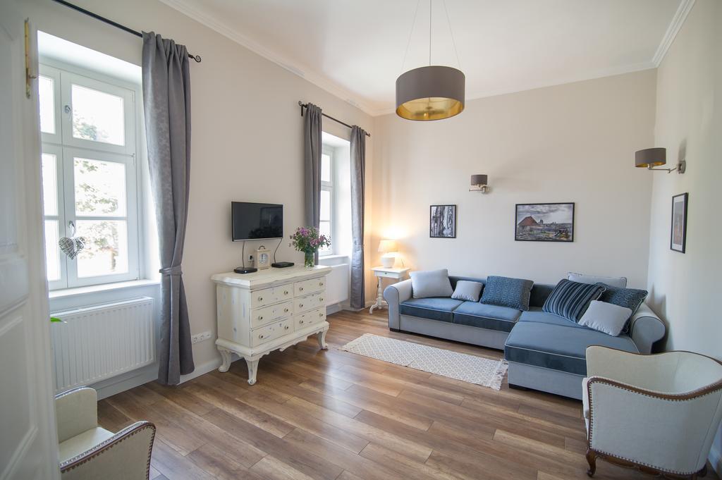 Brody Apartman เอ็กเกอร์ ภายนอก รูปภาพ